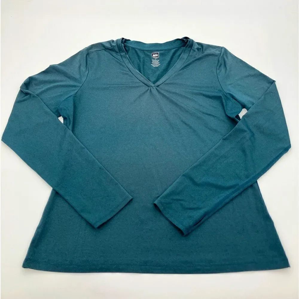 REI | women’s performance c-neck polyester long sleeve shirt in emerald green